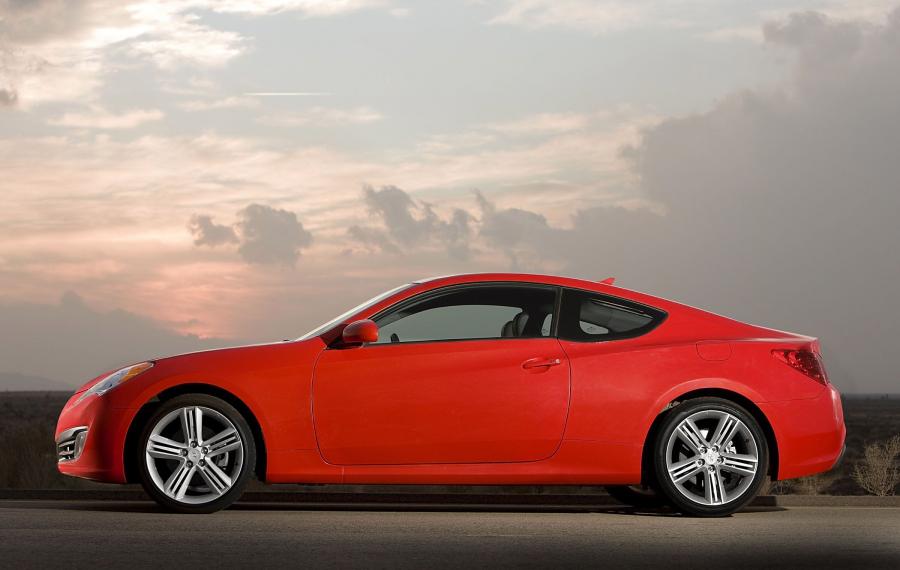  Hyundai Genesis Coupe 2010 года  (фото 280 из 300)